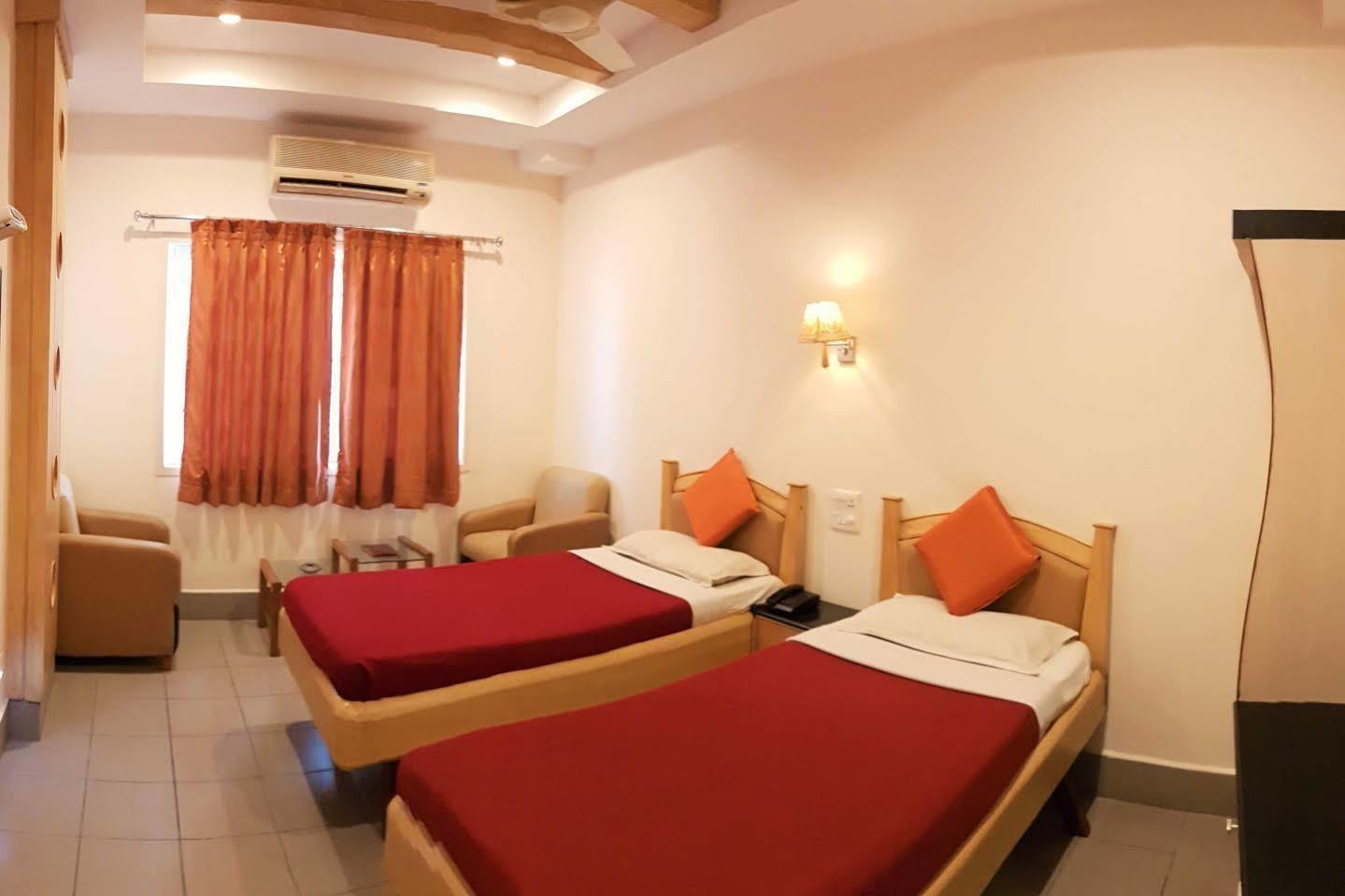 Fabhotel Kinnera Comforts Railway Station Visakhapatnam Exterior photo
