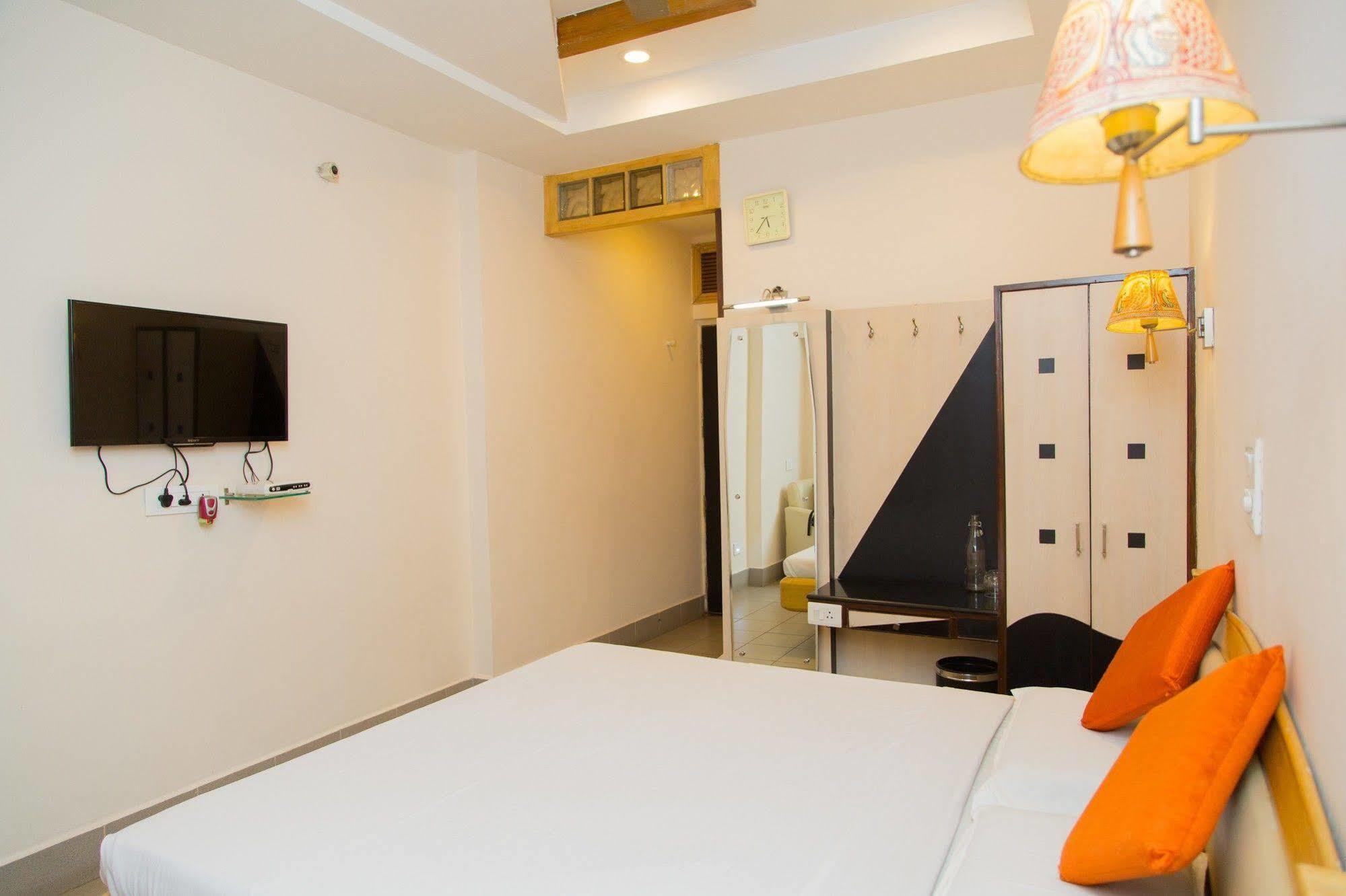 Fabhotel Kinnera Comforts Railway Station Visakhapatnam Exterior photo
