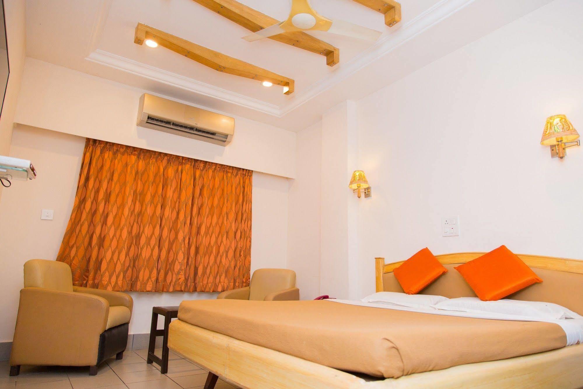 Fabhotel Kinnera Comforts Railway Station Visakhapatnam Exterior photo